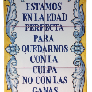 Rotulo de cerámica en azulejos con refrán