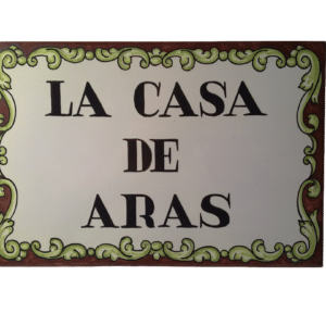 azulejo cerámica con nombre de casa
