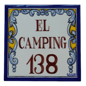 azulejo de cerámica con numero y nombre
